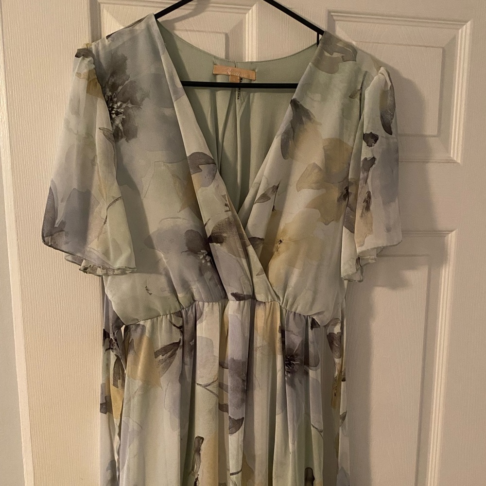 Maternity maxi dress